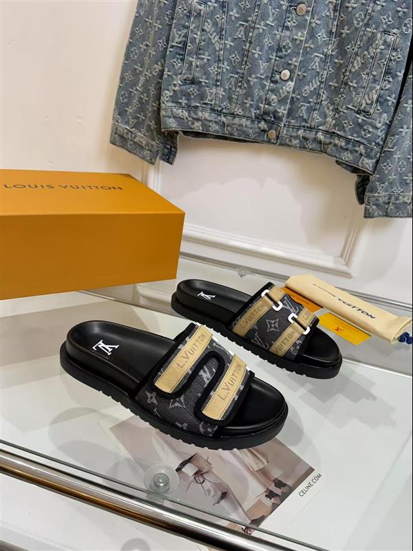 2025112818454492 210